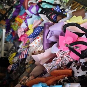 HAIR BOWS MYSTERY PACK Of $20! Making Each Bow Just .50 Cents!!!!